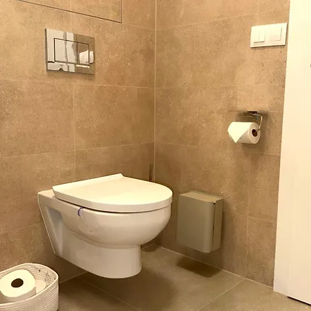 Postova V Srdci Stareho Mesta Pressburg